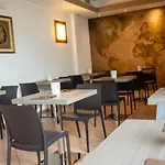 מלון Garni Fontana