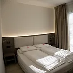 מלון Garni Fontana טרנטו