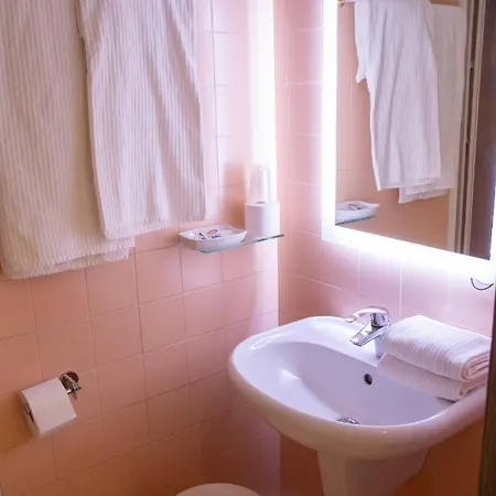 Garni Fontana فندق