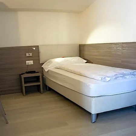 Hotel Garni Fontana 3*