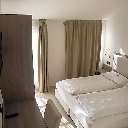 Hotel Garni Fontana 3*