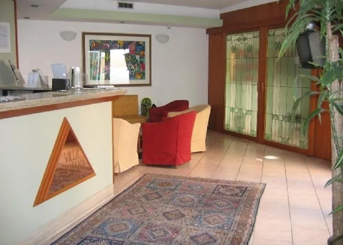 Garni Fontana 3* טרנטו